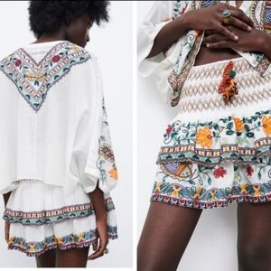 Zara embroided mini Skirt